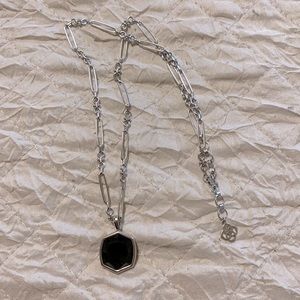 Kendra Scott necklace